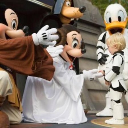 סאריס Disneyland Paris 70M² Face Parc, Place Ariane מראה חיצוני תמונה