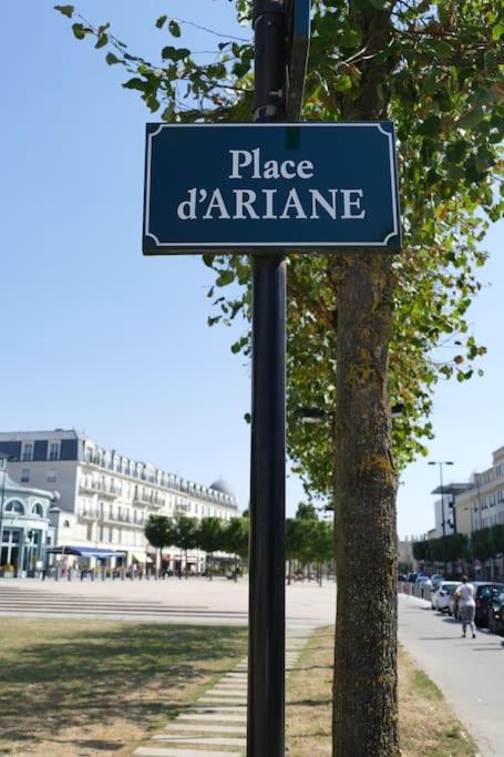 סאריס Disneyland Paris 70M² Face Parc, Place Ariane מראה חיצוני תמונה