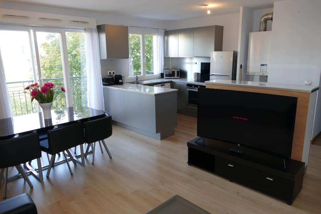 סאריס Disneyland Paris 70M² Face Parc, Place Ariane מראה חיצוני תמונה