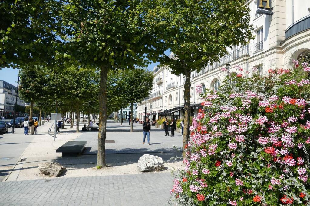 סאריס Disneyland Paris 70M² Face Parc, Place Ariane מראה חיצוני תמונה